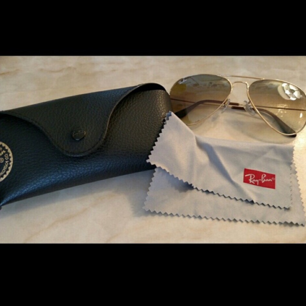 Ray-Ban Aviator Gold/Brown Sunglasses